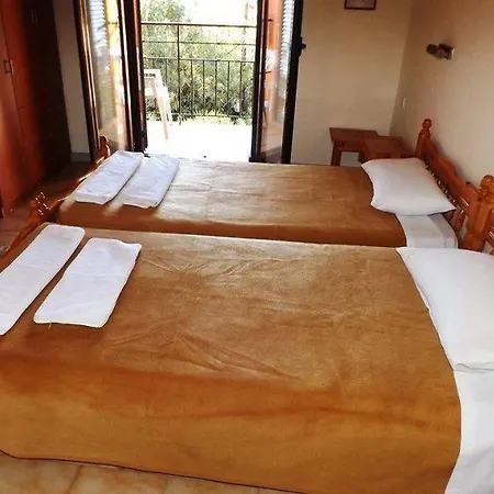Rossa Vassilis Apartment Marathias (Corfu)